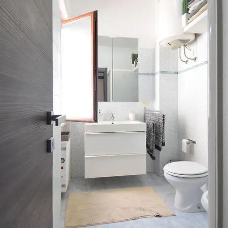 2 Bedroom Lovely In Marina Di Ardea * L'Americano