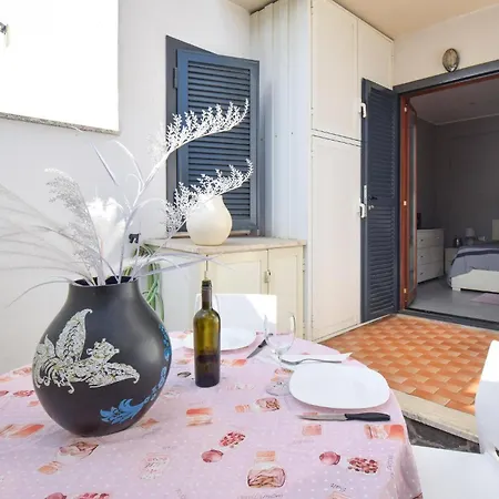 Apartment 2 Bedroom Lovely In Marina Di Ardea *