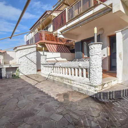 Apartment 2 Bedroom Lovely In Marina Di Ardea *