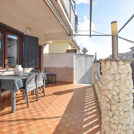 2 Bedroom Lovely In Marina Di Ardea L'Americano